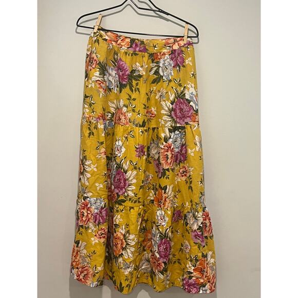 Rachel Roy Floral Maxi Skirt
Tiered Linen Blend Womans Size Small - Picture 2 of 5